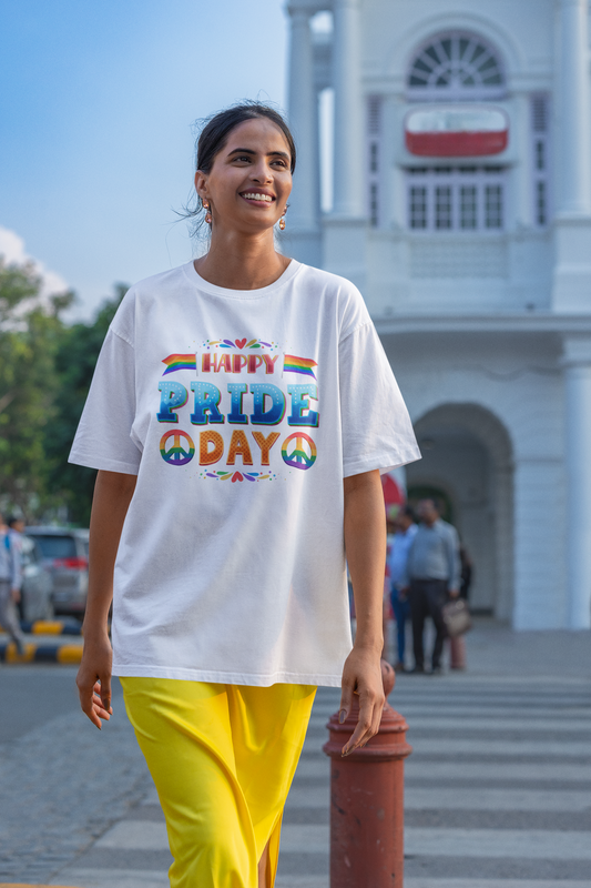 Happy Pride Day – Oversized Unisex T-Shirt | Bold Rainbow Peace Graphic